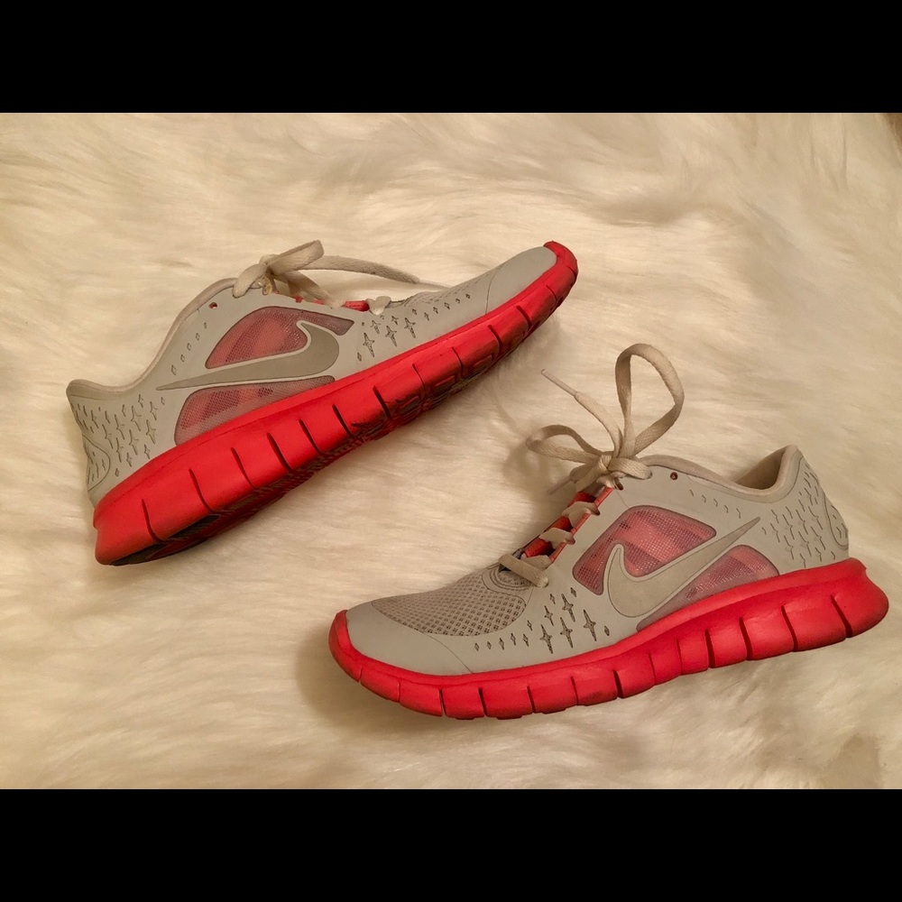 Nike free runs